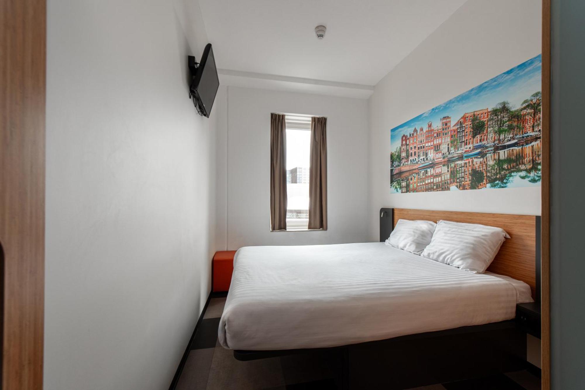 Easyhotel Amsterdam Arena Boulevard Екстер'єр фото